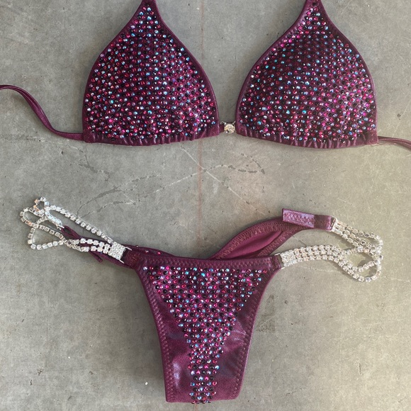 Toxic Angelz Vampire Red Full Scatter Competition suit **Never worn on stage** - Picture 2 of 4